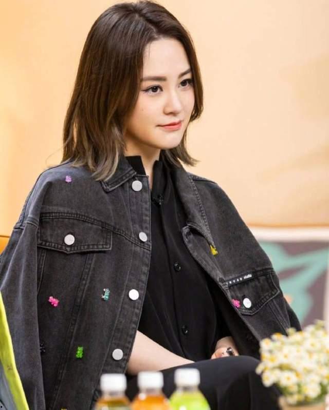 娱乐吃瓜女艺人牺牲,揭秘吃瓜女艺人背后的辛酸故事